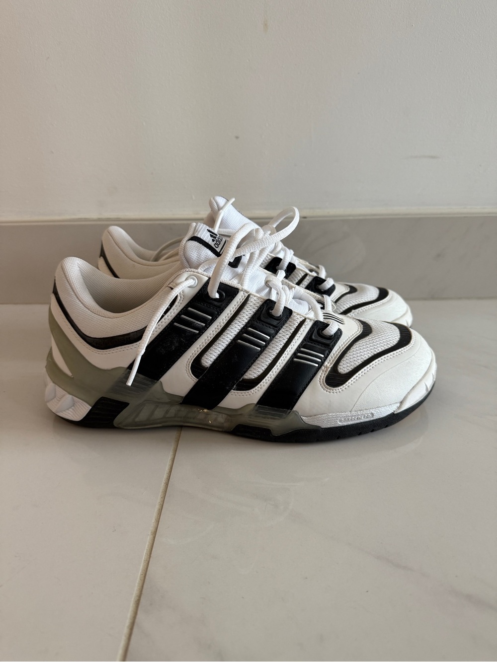 Adidas men’s court shoes. Size 10. New without tags.